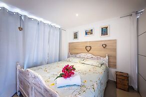 Mi Cuna Stays Collection