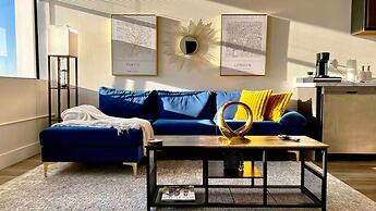 New York Style Home 10 Minutes To SNA Disneyland