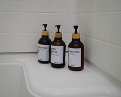 New York Style Home 10 Minutes To SNA Disneyland