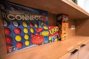 Cozy 2-br Home Near Disneyland Pool Hot Tub GYM