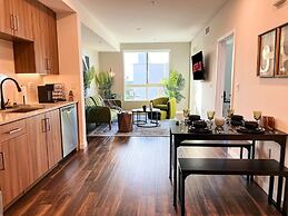 Luxurious Mid-hollywood City View Free Parking