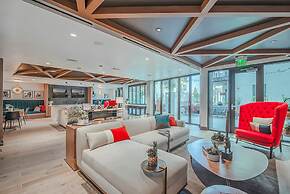 Modern Mid-hollywood Home Sunset View Free Parking