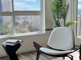 Modern Mid-hollywood Home Sunset View Free Parking