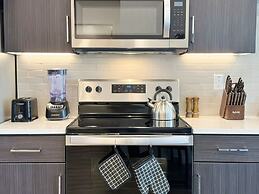 Modern Mid-hollywood Home Sunset View Free Parking