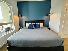 Modern Mid-hollywood Home Sunset View Free Parking