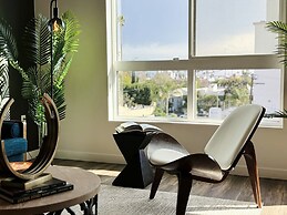 Modern Mid-hollywood Home Sunset View Free Parking