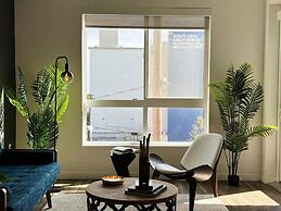 Modern Mid-hollywood Home Sunset View Free Parking