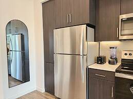 Modern Mid-hollywood Home Sunset View Free Parking