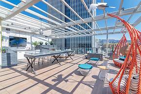 Sunny Home in Mid-hollywood Pool Free Parking