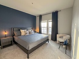 Modern Escape W Pool GYM Parking 10 Min to Cedars