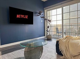 Modern Escape W Pool GYM Parking 10 Min to Cedars