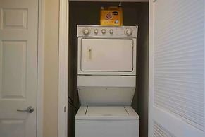 Spacious 2-br APT Near Disneyland Pool Hot Tub GYM