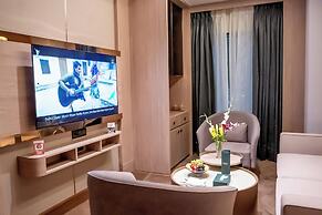 ASTER GRAND BY ZENG SAKET