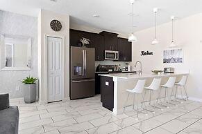 Disney Familly Lovers up to 11 Guests