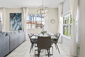 Disney Familly Lovers up to 11 Guests