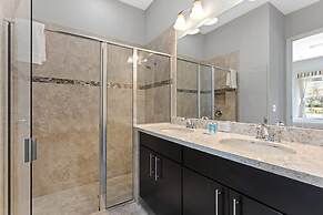 Comfortable Vacation Home up to 10 People Ef466