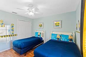 Lake View and Private Pool 4BR at Bella Vida