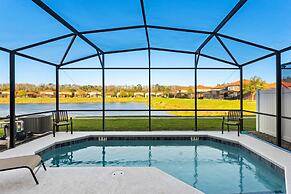 Lake View and Private Pool 4BR at Bella Vida