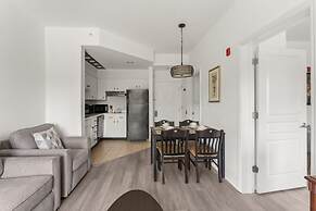 1BR Free Shuttle to Disney Parks