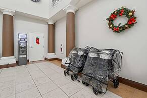 1BR Free Shuttle to Disney Parks