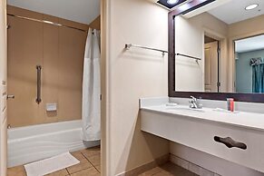 1 BR Apartment 3 Miles From Disney Springs Hs307