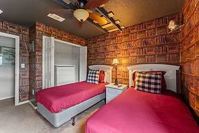 Harry Potter Themed 3 BR