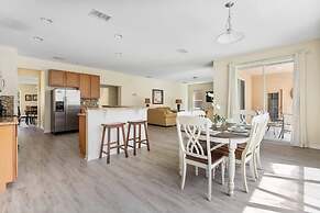 Themed Bedrooms and Large Pool