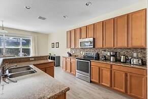 Themed Bedrooms and Large Pool