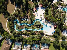 Star Wars Themed Movie Theater 6BR