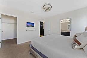 Star Wars Themed Movie Theater 6BR