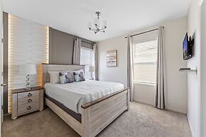 Star Wars Themed Movie Theater 6BR