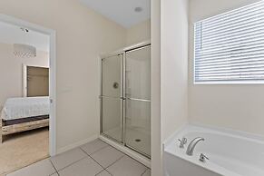 Star Wars Themed Movie Theater 6BR