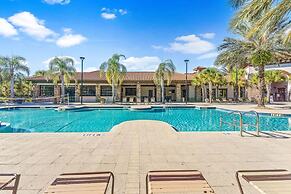 Star Wars Themed Movie Theater 6BR