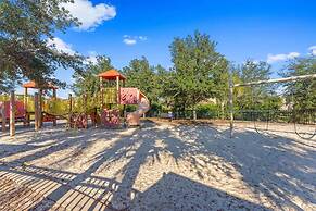 Star Wars Themed Movie Theater 6BR