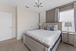 Star Wars Themed Movie Theater 6BR