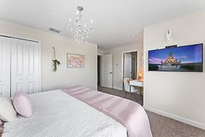 5 BR Disney Themed Bedrooms