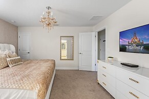 5 BR Disney Themed Bedrooms