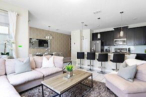 Themed Mickey Bedroom 4BR up to 8 People Sl4802