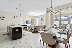 Themed Mickey Bedroom 4BR up to 8 People Sl4802