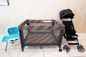 Themed Mickey Bedroom 4BR up to 8 People Sl4802