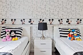 Themed Mickey Bedroom 4BR up to 8 People Sl4802