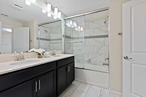 Themed Mickey Bedroom 4BR up to 8 People Sl4802