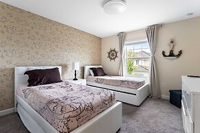 Themed Mickey Bedroom 4BR up to 8 People Sl4802