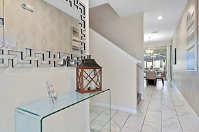 Themed Mickey Bedroom 4BR up to 8 People Sl4802