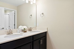 Themed Mickey Bedroom 4BR up to 8 People Sl4802