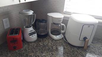 Modern Decor at West Lucaya 4 BR Wl8989