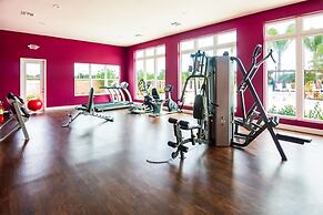 Modern Decor at West Lucaya 4 BR Wl8989