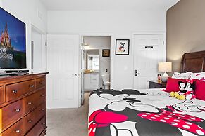 Modern Decor at West Lucaya 4 BR Wl8989