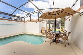 Private Pool and BBQ at Storey Lake 5BR