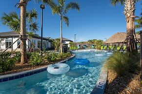 Private Pool and BBQ at Storey Lake 5BR